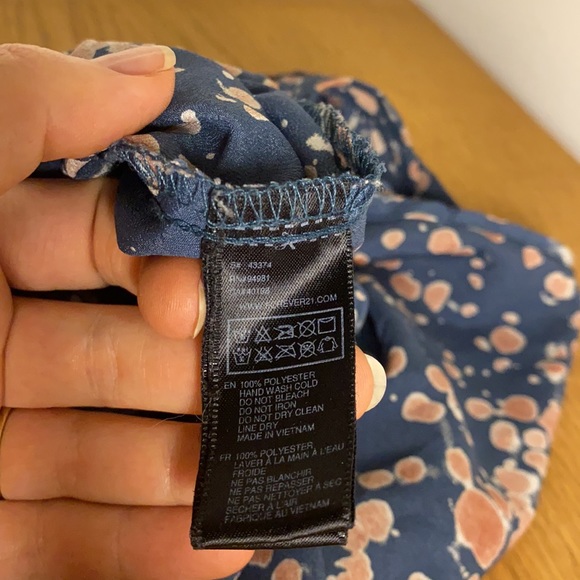 FOREVER 21 splatter paint 🎨 bubble top button up racer back pink & smoky blue - Picture 8 of 8